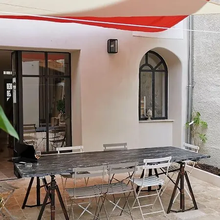 Bed & Breakfast La Centenaire - Maison D'hote Gruissan